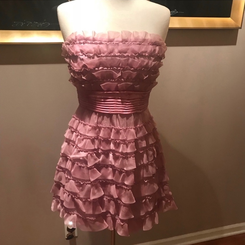 UEC BCBG strapless ruffle cocktail dress